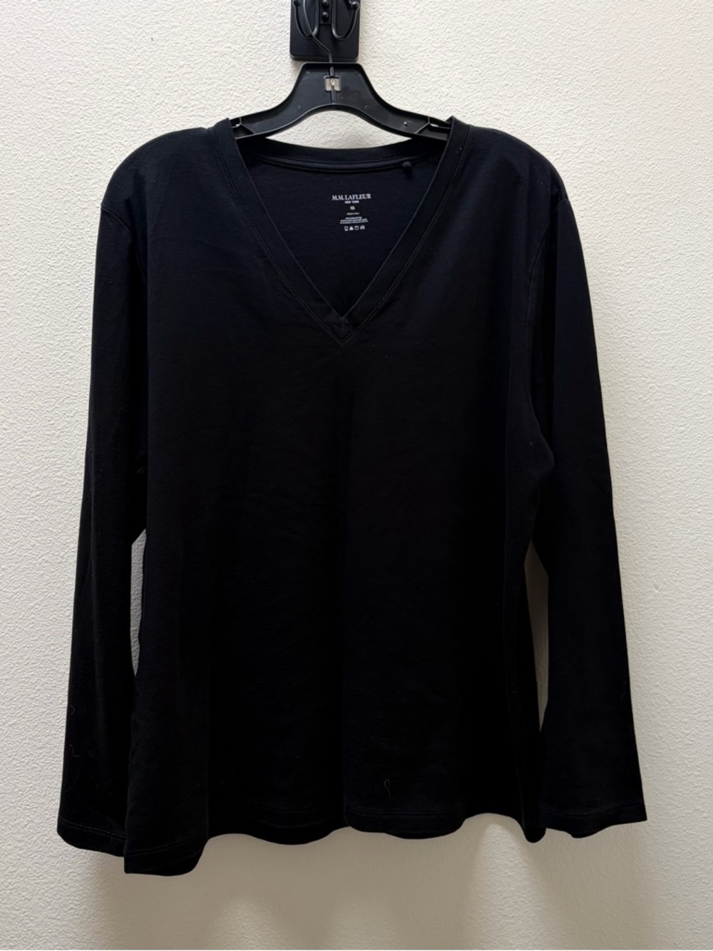 MM Lafleur Black V-Neck Long Sleeve 100% Tee XXL